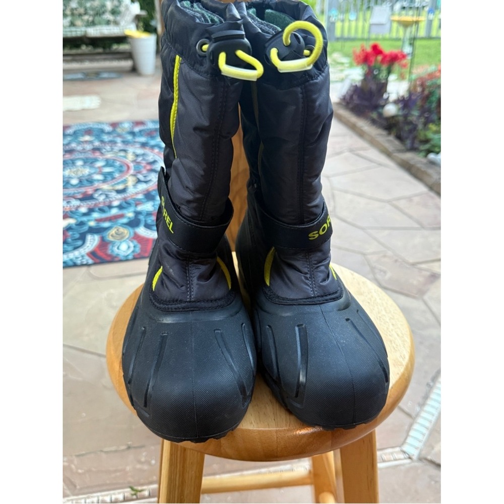 ❄️ Sorel Women's Snow Boots Waterproof Insulated Black Neon Size 7 ❄️